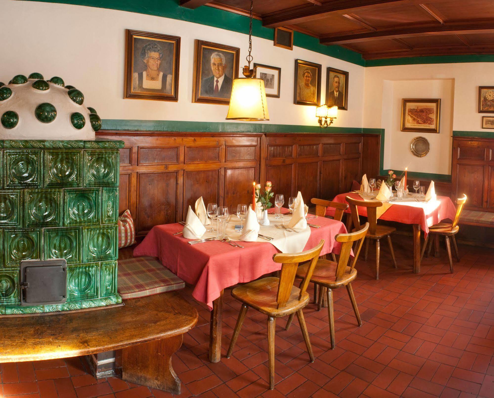 Gasthof Schorn Sankt Leonhard  Buitenkant foto